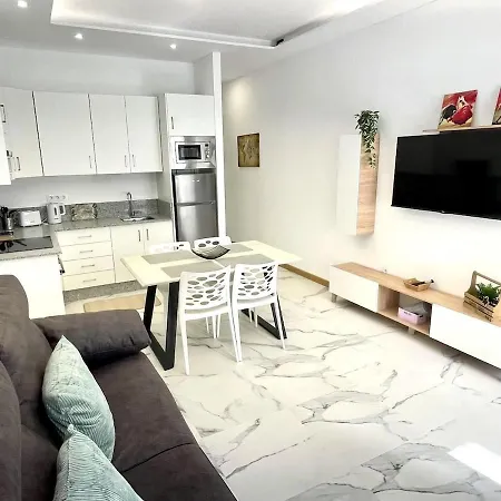 Апартаменты Beautiful Island Village 6 With Pool And Wifi